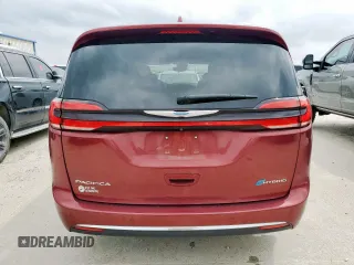 2021 Chrysler Pacifica Hybrid Limited with VIN 2C4RC1S72MR535860, listed as a Copart auction lot 53759925 with 27,486 mi miles and Clean title. Bid and sale history available at DreamBid. Image 6.