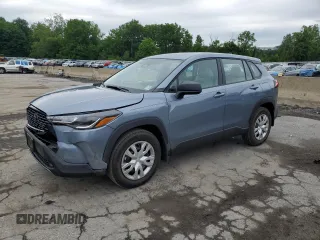 2025 Toyota Corolla Cross L with VIN 7MUAAABG3SV134623, listed as a Copart auction lot 62531455 with 1,595 mi miles and Salvage title. Bid and sale history available at DreamBid. Image 1.
