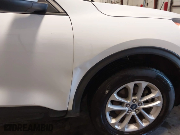 2020 Ford Escape SE z VIN 1FMCU9G66LUB84594, wystawiony jako IAAI lot #42260684 z przebiegiem 148 001 mil mil oraz . Historia ofert i sprzedaży dostępna na DreamBid. Obrazek 19.