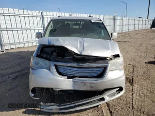2011 Chrysler Town & Country Touring with VIN 2A4RR5DG8BR646925, listed as a Copart auction lot 48337055 with 181,881 mi miles and Salvage Title. Bid and sale history available at DreamBid. Image 5.