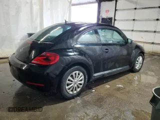 2012 Volkswagen Beetle Entry с VIN 3VWFP7AT2CM645108, выставлен на аукционе Copart как лот 57200665 с пробегом 190 185 миль миль и Списание • Salvage title. История ставок и продаж доступна на DreamBid. Изображение 3.