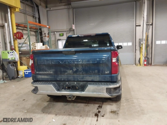 2019 Chevrolet Silverado 1500 LT with VIN 1GCUYDED9KZ121072, listed as a IAAI auction lot 41391898 with 94,456 mi miles. Bid and sale history available at carsss.com. Image 17.