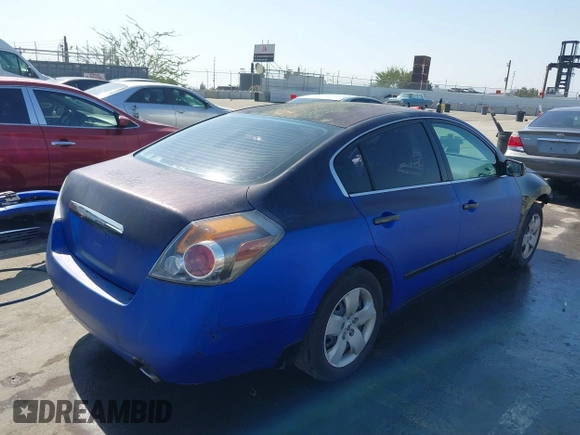 2007 Nissan Altima 2.5 with VIN 1N4AL21E57N429557, listed as a IAAI auction lot 41621114 with 173,525 mi miles. Bid and sale history available at carsss.com. Image 4.