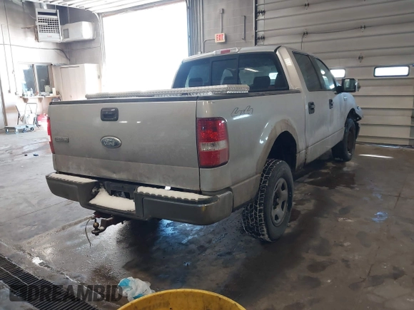 2007 Ford F-150 XLT with VIN 1FTPW14527KC78244, listed as a IAAI auction lot 41392809 with 272,645 mi miles. Bid and sale history available at carsss.com. Image 4.