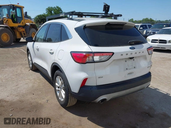 2020 Ford Escape SE с VIN 1FMCU0G64LUB74027, выставлен на аукционе IAAI как лот 42016483 с пробегом 131 672 миль миль и . История ставок и продаж доступна на DreamBid. Изображение 3.