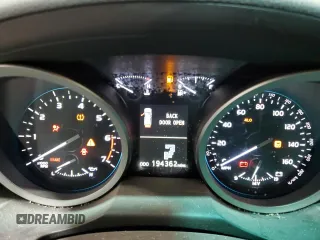2014 Toyota Land Cruiser z VIN JTMHY7AJ9E4023269, wystawiony jako Copart lot #48291745 z przebiegiem 194 362 mil mil oraz Szkody całkowita. Historia ofert i sprzedaży dostępna na DreamBid. Obrazek 9.