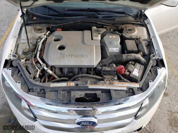 2011 Ford Fusion Hybrid with VIN 3FADP0L3XBR123946, listed as a Copart auction lot 55556934 with 237,386 mi miles and Non Repairable. Bid and sale history available at carsss.com. Image 11.
