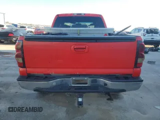 2002 Chevrolet Silverado 1500HD LS z VIN 1GCGC13UX2F138607, wystawiony jako Copart lot #73236024 z przebiegiem 279 112 mil mil oraz Szkoda całkowita • Salvage title. Historia ofert i sprzedaży dostępna na DreamBid. Obrazek 6.