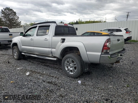 2013 Toyota Tacoma z VIN 5TFMU4FN5DX010469, wystawiony jako Copart lot #55607015 z przebiegiem 140 849 mil mil oraz Szkoda całkowita • Salvage title. Historia ofert i sprzedaży dostępna na DreamBid. Obrazek 2.
