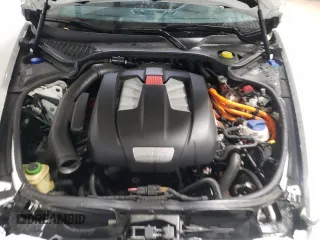 2014 Porsche Panamera S E-Hybrid with VIN WP0AD2A76EL044901, listed as a Copart auction lot 72330484 with 109,891 mi miles and Salvage title. Bid and sale history available at DreamBid. Image 13.