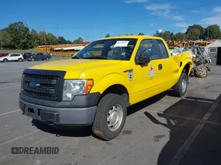2014 Ford F-150 XL with VIN 1FTFX1EF2EKE47983, listed as a IAAI auction lot 40238853 with 113,029 mi miles. Bid and sale history available at carsss.com. Image 18.