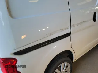 2020 Nissan NV200 SV z VIN 3N6CM0KN4LK705677, wystawiony jako IAAI lot #42521012 z przebiegiem 78 008 mil mil oraz . Historia ofert i sprzedaży dostępna na DreamBid. Obrazek 20.