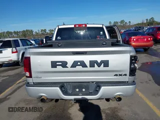 2018 Ram 1500 Night z VIN 1C6RR7MT1JS262536, wystawiony jako IAAI lot #41184477 z przebiegiem 105 008 mil mil oraz . Historia ofert i sprzedaży dostępna na DreamBid. Obrazek 15.