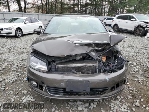 2015 Volkswagen Eos Komfort with VIN WVWBW8AH3FV000399, listed as a Copart auction lot 81398264 with 82,533 mi miles and Salvage Title. Bid and sale history available at DreamBid. Image 5.