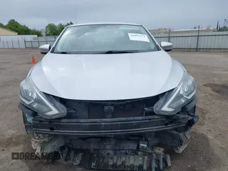 2018 Nissan Sentra S with VIN 3N1AB7APXJY243571, listed as a IAAI auction lot 41891232 with 132,284 mi miles. Bid and sale history available at carsss.com. Image 12.