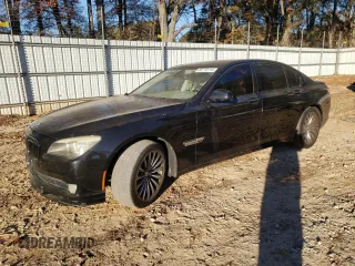 2009 BMW 7 Series 750i with VIN WBAKA83559CY33152, listed as a Copart auction lot 83770114 with 126,610 mi miles and Salvage Title. Bid and sale history available at DreamBid. Image 1.