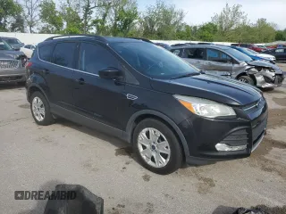 2015 Ford Escape SE with VIN 1FMCU0GX2FUC11718, listed as a Copart auction lot 55312865 with 130,298 mi miles and Clean Title. Bid and sale history available at DreamBid. Image 4.
