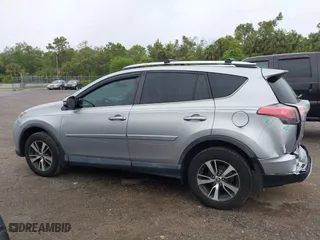 2016 Toyota RAV4 XLE with VIN 2T3WFREV5GW309468, listed as a IAAI auction lot 41973896 with 100,911 mi miles. Bid and sale history available at carsss.com. Image 14.