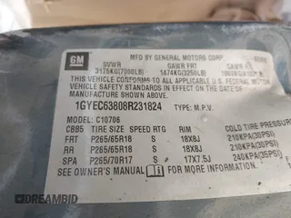 2008 Cadillac Escalade z VIN 1GYEC63808R231824, wystawiony jako IAAI lot #41143791 z przebiegiem Nie podano mil oraz . Historia ofert i sprzedaży dostępna na DreamBid. Obrazek 9.
