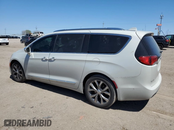 2017 Chrysler Pacifica Limited z VIN 2C4RC1GG4HR607740, wystawiony jako Copart lot #53989725 z przebiegiem 158 148 mil mil oraz Szkoda całkowita • Salvage title. Historia ofert i sprzedaży dostępna na DreamBid. Obrazek 2.
