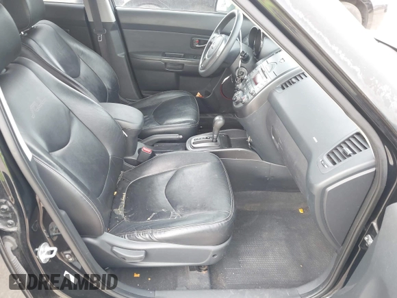 2010 Kia Soul + with VIN KNDJT2A28A7125814, listed as a IAAI auction lot 41808123 with 171,124 mi miles. Bid and sale history available at carsss.com. Image 5.