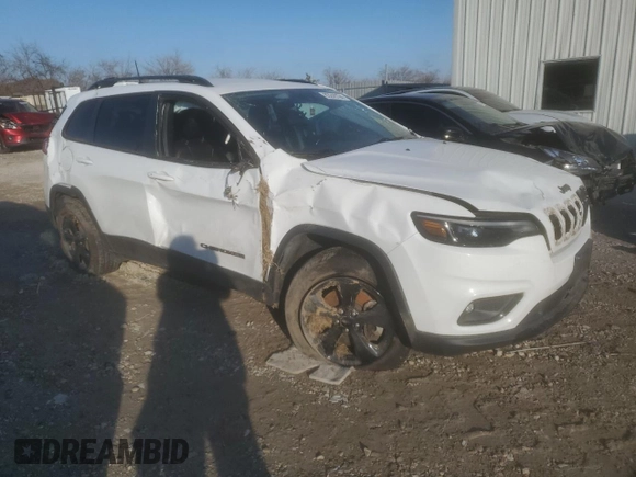 2021 Jeep Cherokee Altitude with VIN 1C4PJMLB2MD139609, listed as a Copart auction lot 83249764 with 70,946 mi miles and Salvage Title. Bid and sale history available at carsss.com. Image 4.