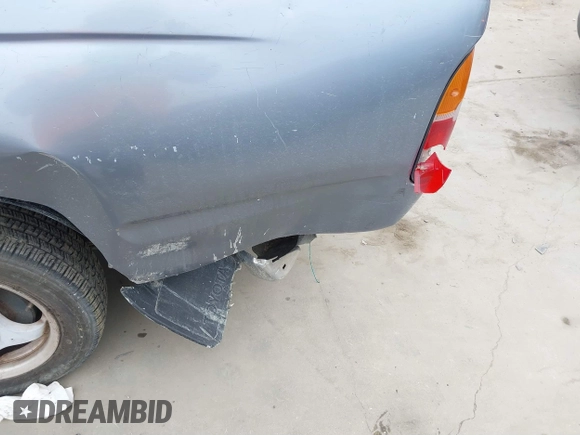 1997 Toyota Tacoma with VIN 4TAVL52N0VZ311543, listed as a IAAI auction lot 41644677 with 292,131 mi miles. Bid and sale history available at carsss.com. Image 6.