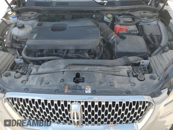 2020 Lincoln Corsair Standard z VIN 5LMCJ1C94LUL17635, wystawiony jako Copart lot #53818835 z przebiegiem 69 490 mil mil oraz Szkoda całkowita • Salvage title. Historia ofert i sprzedaży dostępna na DreamBid. Obrazek 11.