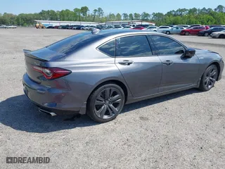 2022 Acura TLX w/A-Spec Package with VIN 19UUB5F55NA002177, listed as a IAAI auction lot 41208723 with 58,795 mi miles. Bid and sale history available at carsss.com. Image 4.