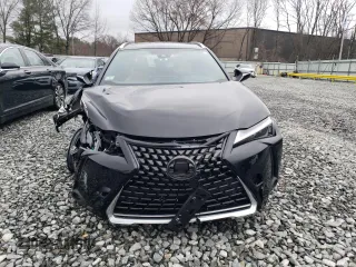 2024 Lexus UX 250h Premium z VIN JTHP9JBH8R2079141, wystawiony jako Copart lot #52611565 z przebiegiem 7 700 mil mil oraz Szkoda całkowita • Salvage title. Historia ofert i sprzedaży dostępna na DreamBid. Obrazek 5.