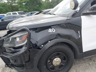 2017 Ford Police Interceptor Utility with VIN 1FM5K8AR9HGE01119, listed as a IAAI auction lot 42266621 with Not provided miles and . Bid and sale history available at DreamBid. Image 18.