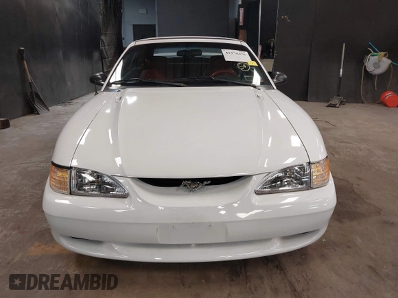 1995 Ford Mustang z VIN 1FALP45T8SF226134, wystawiony jako IAAI lot #42378456 z przebiegiem 34 868 mil mil oraz . Historia ofert i sprzedaży dostępna na DreamBid. Obrazek 12.