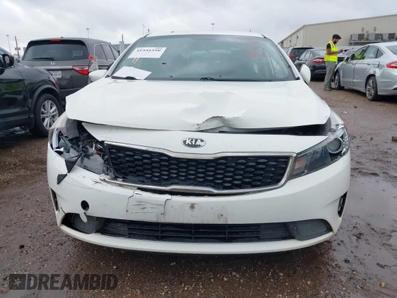 2018 Kia Forte LX with VIN 3KPFL4A72JE220107, listed as a IAAI auction lot 41541550 with 40,625 mi miles and . Bid and sale history available at DreamBid. Image 13.