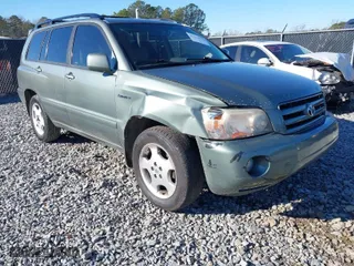 2006 Toyota Highlander w/3rd Row with VIN JTEDP21A360099160, listed as a IAAI auction lot 41270374 with 223,095 mi miles. Bid and sale history available at carsss.com. Image 1.