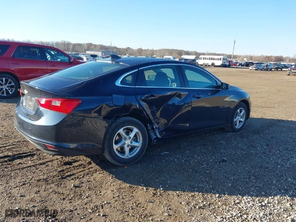 2017 Chevrolet Malibu LS with VIN 1G1ZC5ST1HF256149, listed as a IAAI auction lot 40815509 with 30853 miles. Bid and sale history available at carsss.com. Image 4.