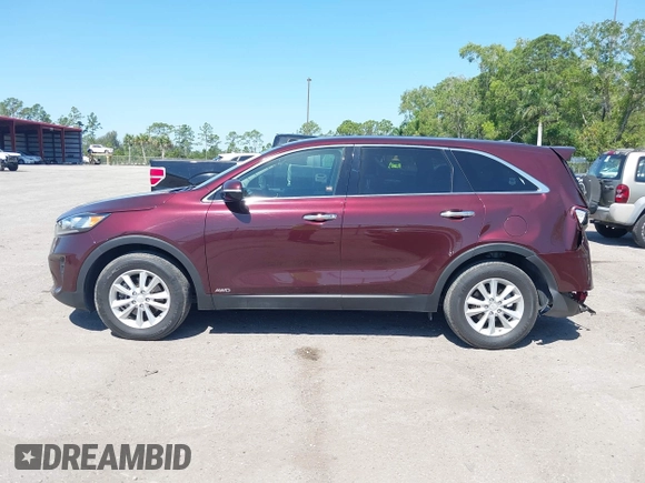 2019 Kia Sorento LX with VIN 5XYPGDA39KG576807, listed as a IAAI auction lot 42063866 with 53,899 mi miles. Bid and sale history available at carsss.com. Image 14.