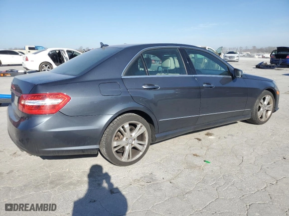 2013 Mercedes-Benz E-Class E 350 Luxury with VIN WDDHF5KB8DA742780, listed as a Copart auction lot 48952585 with 253,700 mi miles and Clean Title. Bid and sale history available at carsss.com. Image 3.