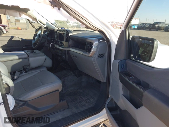 2023 Ford F-150 XL with VIN 1FTFW1E53PKE90953, listed as a IAAI auction lot 40830631 with 33,558 mi miles and . Bid and sale history available at DreamBid. Image 5.