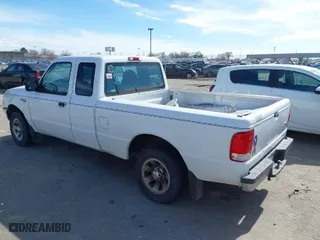 2000 Ford Ranger XL with VIN 1FTYR14V0YPB19805, listed as a IAAI auction lot 41751697 with 213,760 mi miles. Bid and sale history available at carsss.com. Image 3.