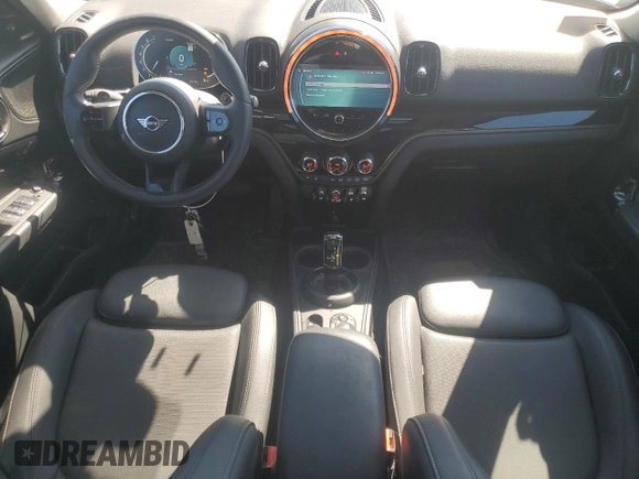 2023 MINI Countryman Cooper S with VIN WMZ83BR06P3P73590, listed as a Copart auction lot 52183235 with 22,108 mi miles and Salvage title. Bid and sale history available at DreamBid. Image 8.