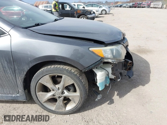 2014 Toyota Camry L with VIN 4T1BF1FK7EU460516, listed as a IAAI auction lot 41908434 with 174,987 mi miles. Bid and sale history available at carsss.com. Image 18.