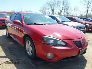 2007 Pontiac Grand Prix with VIN 2G2WP552971128818, listed as a IAAI auction lot 42010881 with 191,849 mi miles. Bid and sale history available at carsss.com. Image 1.