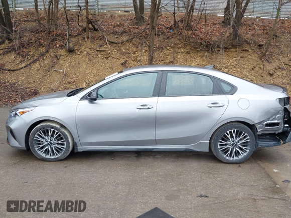 2023 Kia Forte GT-Line with VIN 3KPF54AD6PE581350, listed as a IAAI auction lot 41959138 with 29,481 mi miles. Bid and sale history available at carsss.com. Image 15.