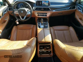 2018 BMW 7 Series 750i with VIN WBA7F0C57JGM23653, listed as a Copart auction lot 43462555 with 62,853 mi miles and Salvage Title. Bid and sale history available at carsss.com. Image 8.