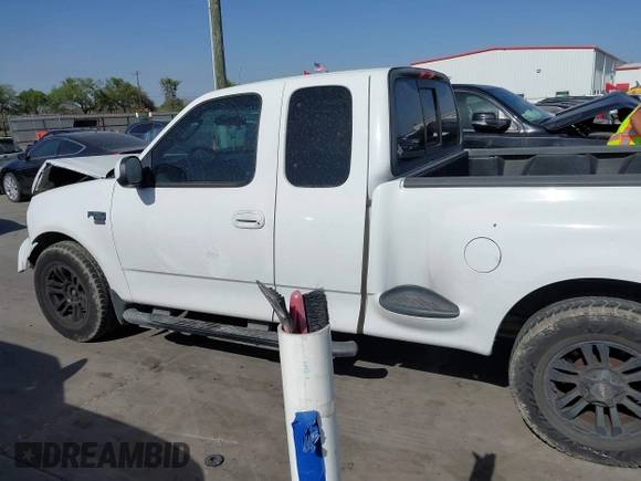 2003 Ford F-150 XL with VIN 1FTRX07L83KB50711, listed as a IAAI auction lot 41832990 with 201,328 mi miles and . Bid and sale history available at DreamBid. Image 14.