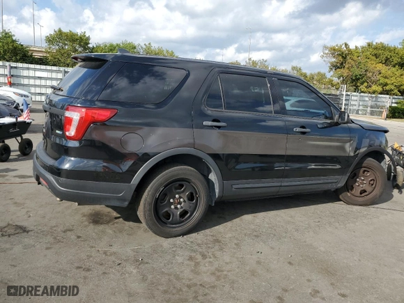 2018 Ford Police Interceptor Utility with VIN 1FM5K8AR6JGC56420, listed as a Copart auction lot 47540815 with 0 mi miles and Salvage Title. Bid and sale history available at carsss.com. Image 3.