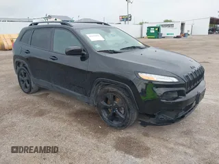 2017 Jeep Cherokee Sport z VIN 1C4PJLAB2HW641124, wystawiony jako IAAI lot #42155679 z przebiegiem 130 556 mil mil oraz . Historia ofert i sprzedaży dostępna na DreamBid. Obrazek 1.