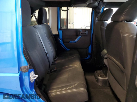 2015 Jeep Wrangler Unlimited Sahara with VIN 1C4BJWEG2FL727095, listed as a Copart auction lot 55088245 with 102,488 mi miles and Clean title. Bid and sale history available at DreamBid. Image 11.