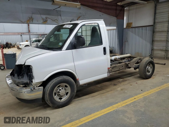 2019 Chevrolet Express Commercial z VIN 1GB0GRFG9K1192508, wystawiony jako Copart lot #80027454 z przebiegiem 131 617 mil mil oraz Szkoda całkowita • Salvage title. Historia ofert i sprzedaży dostępna na DreamBid. Obrazek 1.