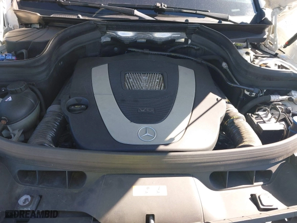 2012 Mercedes-Benz GLK-Class GLK 350 with VIN WDCGG8HB3CF765830, listed as a IAAI auction lot 41831266 with 149,204 mi miles. Bid and sale history available at carsss.com. Image 10.